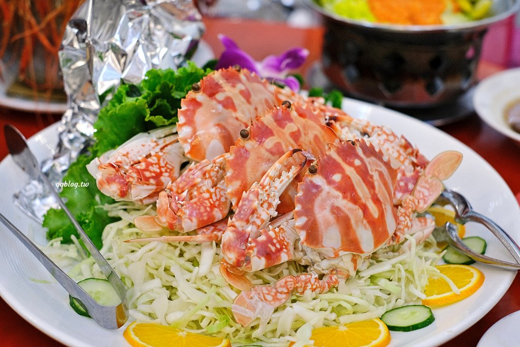 台中梧棲︱梧棲來來海鮮餐廳．海線超人氣海鮮餐廳，點餐一直送菜太大方 @QQ的懶骨頭