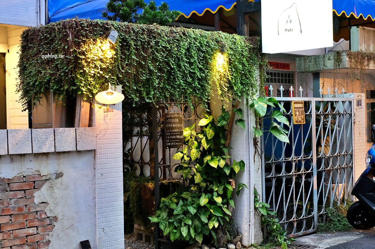 台中西屯︱來森もり．精誠商圈巷K弄裡的老宅甜點店，甜點有水準，還有萌萌的店貓麥芽坐陪 @QQ的懶骨頭