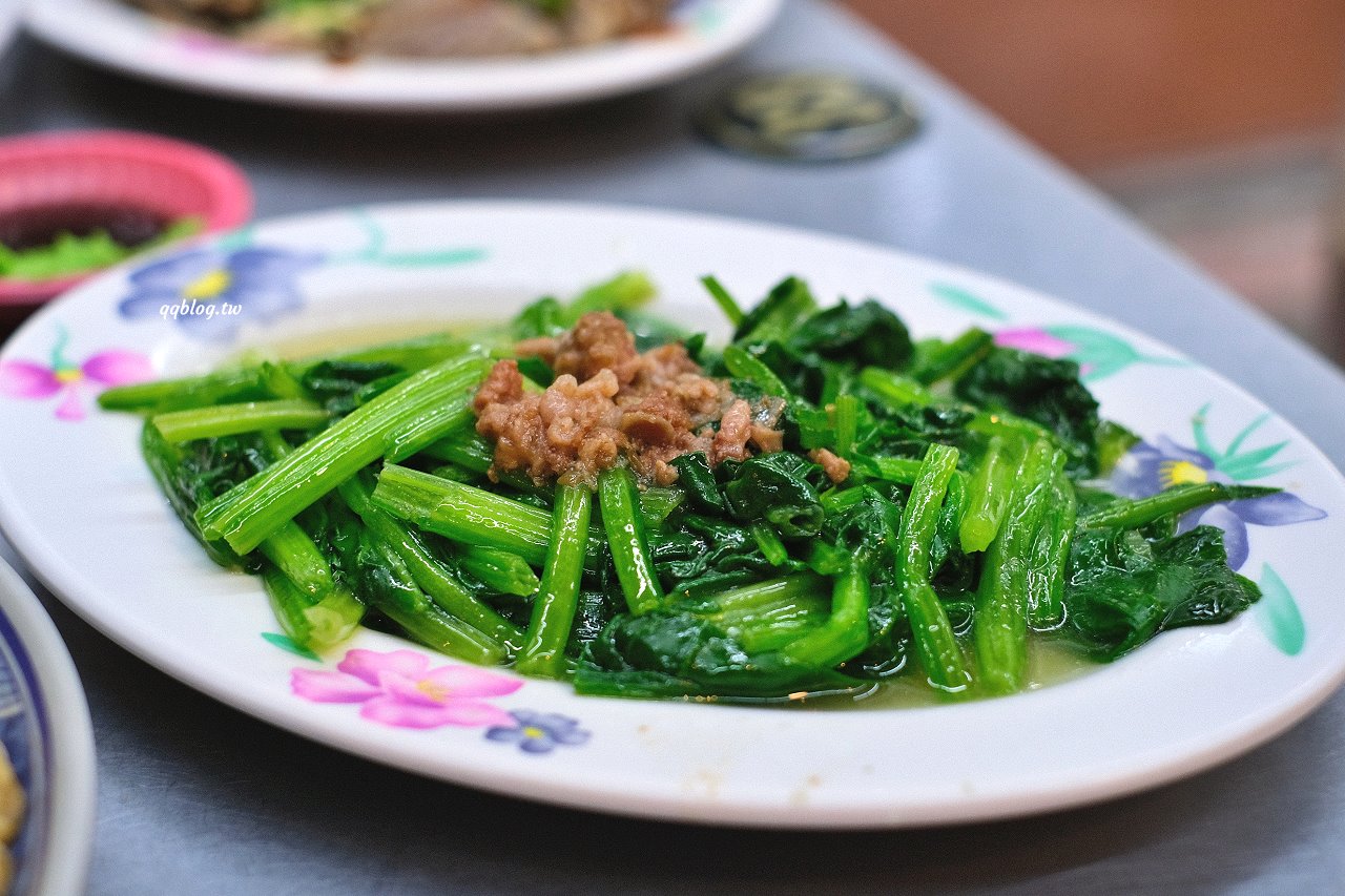 桃園中壢︱高雄海產粥．中壢夜市旁全天候營業小吃，營業到凌晨真的好適合夜貓子 @QQ的懶骨頭
