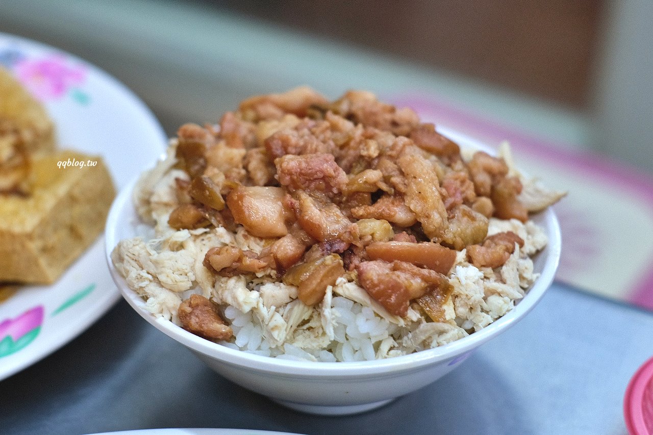 桃園中壢︱高雄海產粥．中壢夜市旁全天候營業小吃，營業到凌晨真的好適合夜貓子 @QQ的懶骨頭