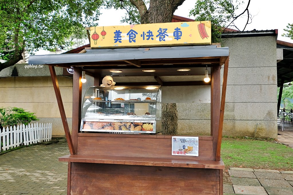 台東卑南︱初鹿牧場．近距離接觸可愛動物來一場餵食趣，香濃霜淇淋更是不可錯過 @QQ的懶骨頭