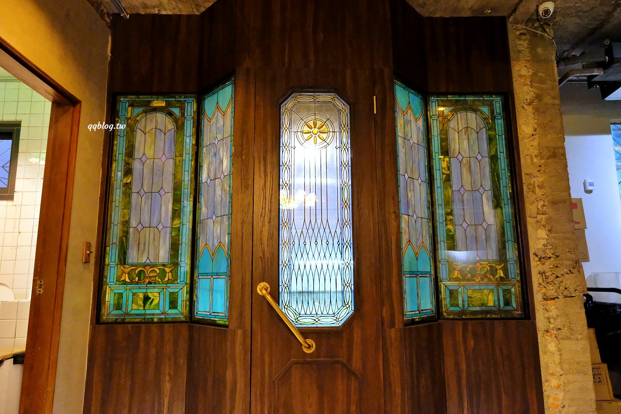 台中西區︱精誠壹山．精明商圈裡的老宅燒肉店，50年代復古氛圍中吃燒肉 @QQ的懶骨頭