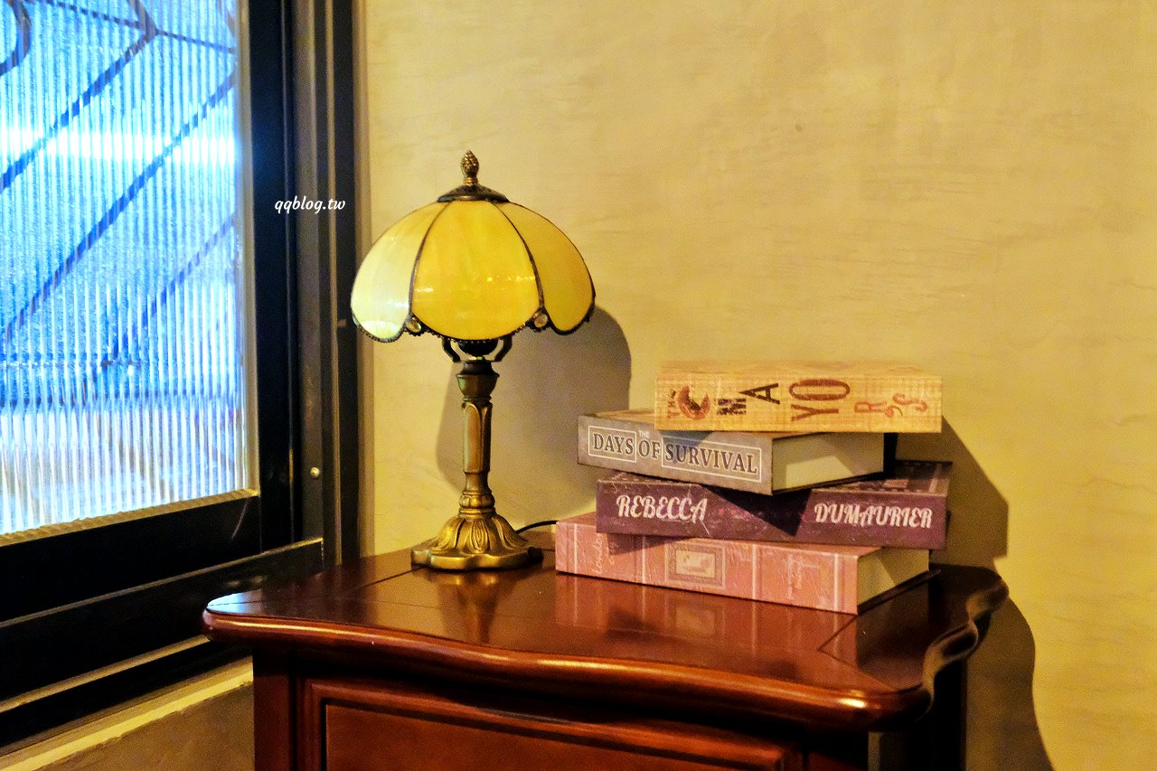 台中西區︱精誠壹山．精明商圈裡的老宅燒肉店，50年代復古氛圍中吃燒肉 @QQ的懶骨頭