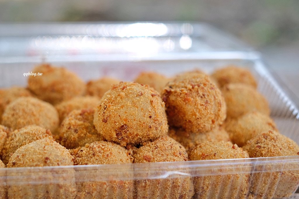 台中豐原︱御之屋麻糬．傳承到第二代的軟Q麻糬，有甜有鹹個個都是好滋味，花生小麻糬限量供應，晚來買不到 @QQ的懶骨頭