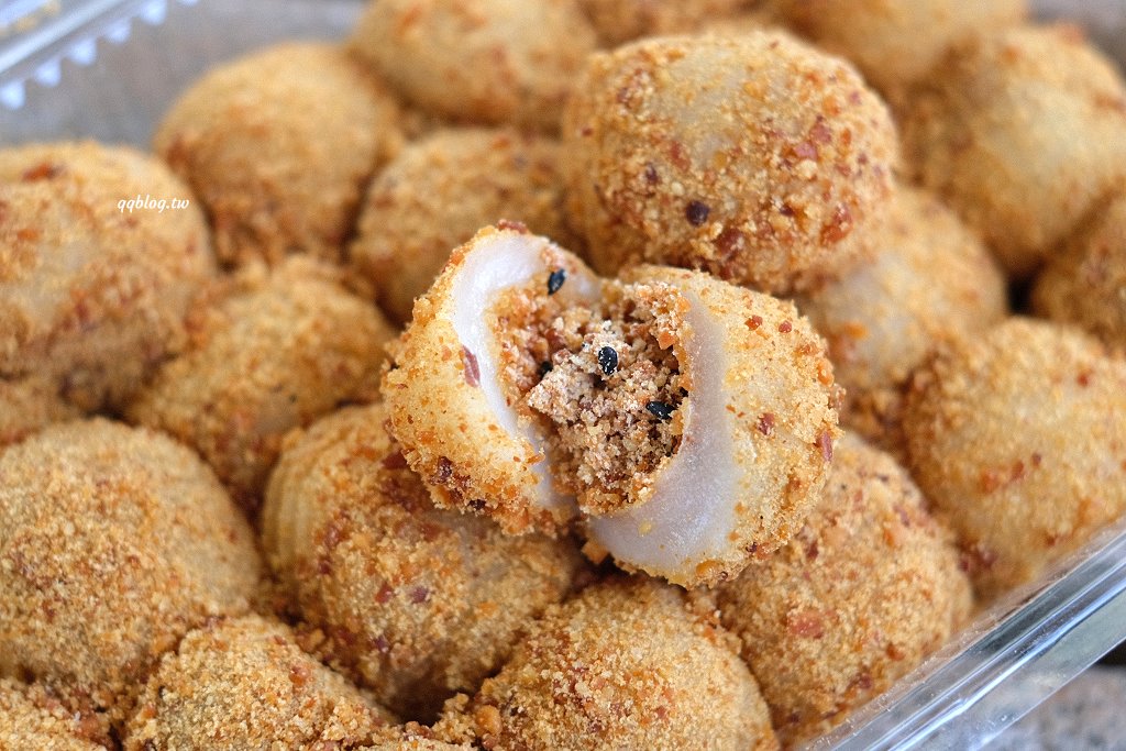 台中豐原︱御之屋麻糬．傳承到第二代的軟Q麻糬，有甜有鹹個個都是好滋味，花生小麻糬限量供應，晚來買不到 @QQ的懶骨頭