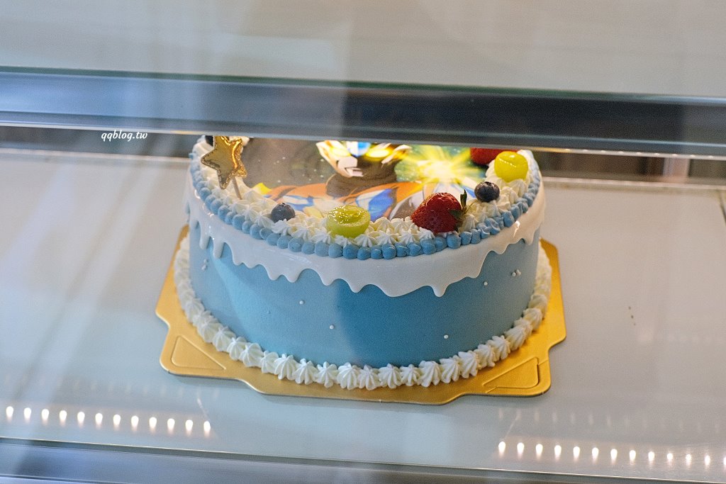 台中沙鹿︱糖井鹿甜點工作室.外帶甜點店裡的美味蛋黃酥,層層堆疊的餅皮酥脆好吃 @QQ的懶骨頭 台中沙鹿︱糖井鹿甜點工作室.外帶甜點店裡的美味蛋黃酥,層層堆疊的餅皮酥脆好吃 @QQ的懶骨頭