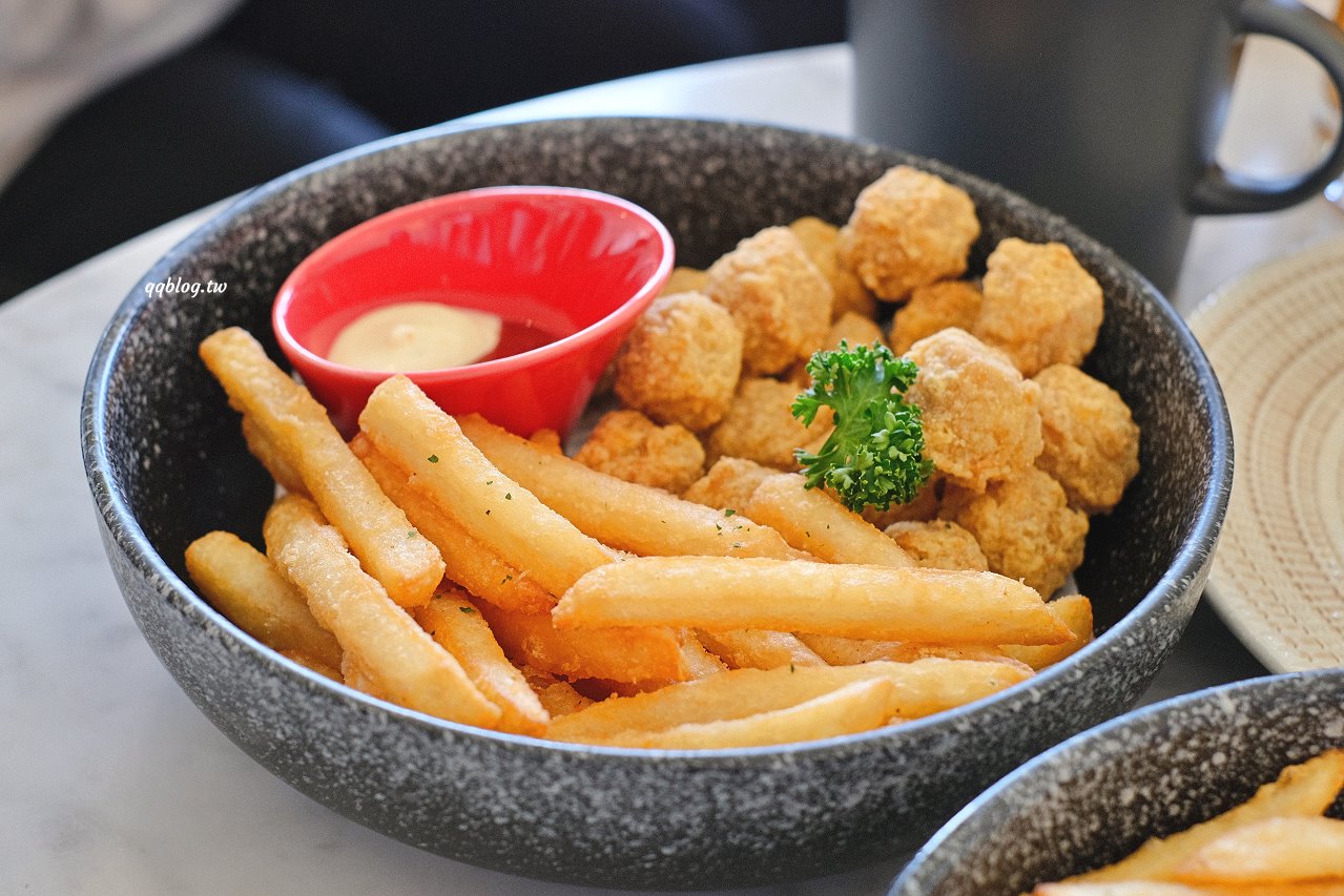 宜蘭頭城︱滿山望海．宜蘭超人氣景觀餐廳，坐擁海景第一排絕佳視野 @QQ的懶骨頭