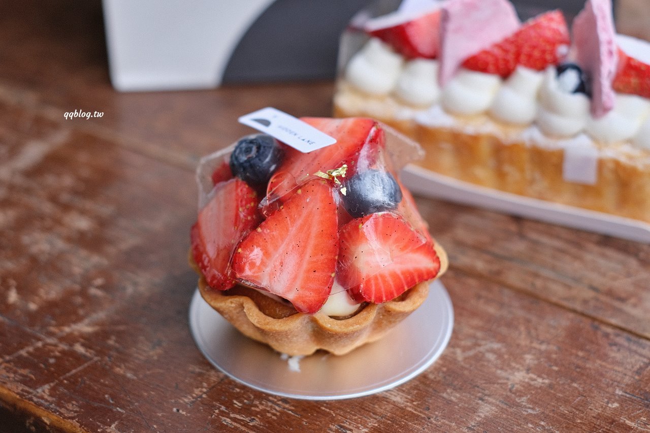 台中西區︱窩巷ᴴᴵᴰᴰᴱᴺ ᴸᴬᴺᴱ．文青風格老宅甜點，只可惜現在不開放內用了 @QQ的懶骨頭