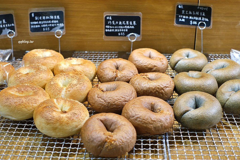 台中西區︱蜜柑法式甜點麵包．鹽可頌選擇性多，隨便一買都是一大袋 @QQ的懶骨頭
