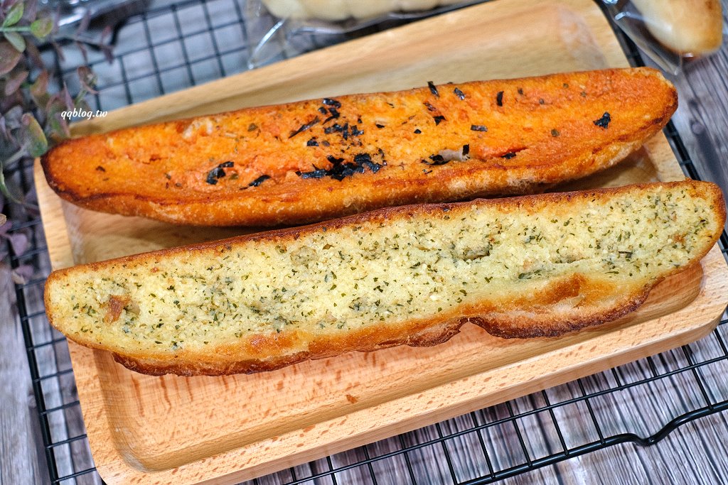 台中西區︱蜜柑法式甜點麵包．鹽可頌選擇性多，隨便一買都是一大袋 @QQ的懶骨頭