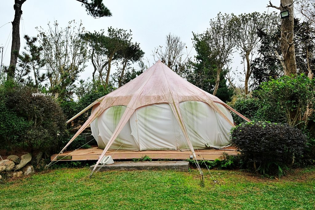 苗栗卓蘭︱寨酌然野奢庄園．苗栗五星級奢華露營區，Villa住宿享一泊二食，懶人露營超chill @QQ的懶骨頭