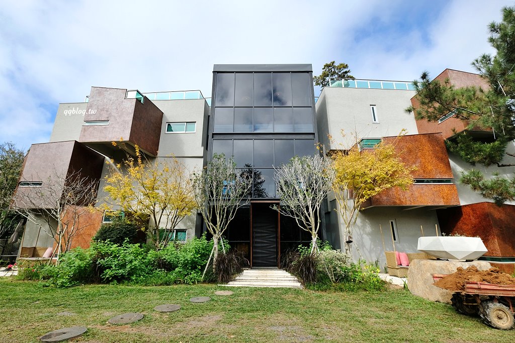 苗栗卓蘭︱寨酌然野奢庄園．苗栗五星級奢華露營區，Villa住宿享一泊二食，懶人露營超chill @QQ的懶骨頭