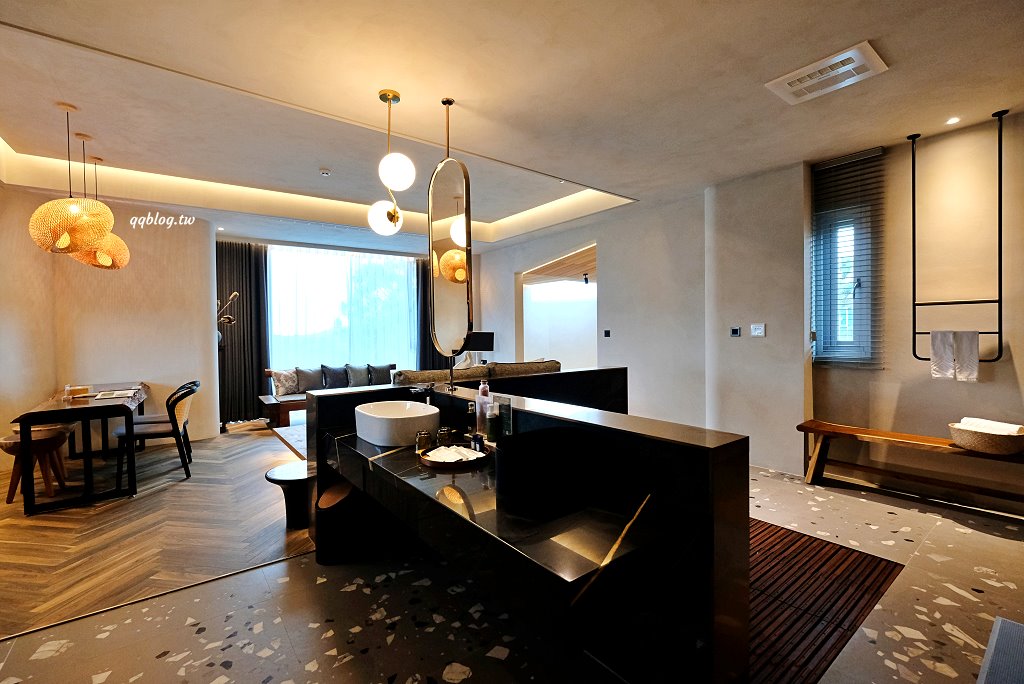 苗栗卓蘭︱寨酌然野奢庄園．苗栗五星級奢華露營區，Villa住宿享一泊二食，懶人露營超chill @QQ的懶骨頭