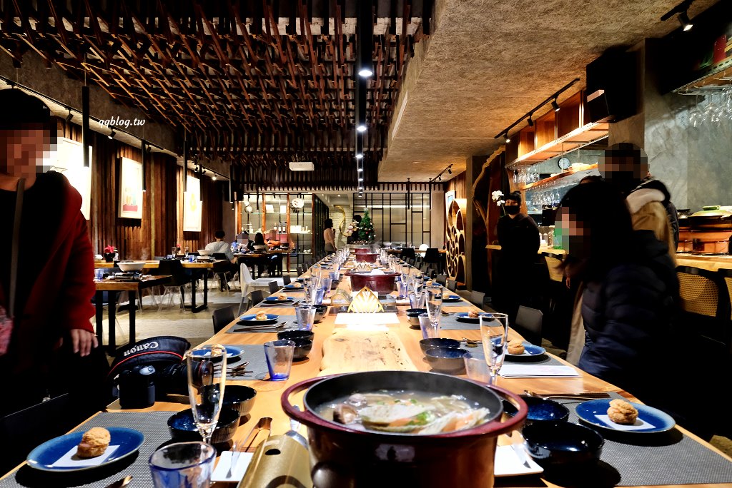 苗栗卓蘭︱寨酌然野奢庄園．苗栗五星級奢華露營區，Villa住宿享一泊二食，懶人露營超chill @QQ的懶骨頭