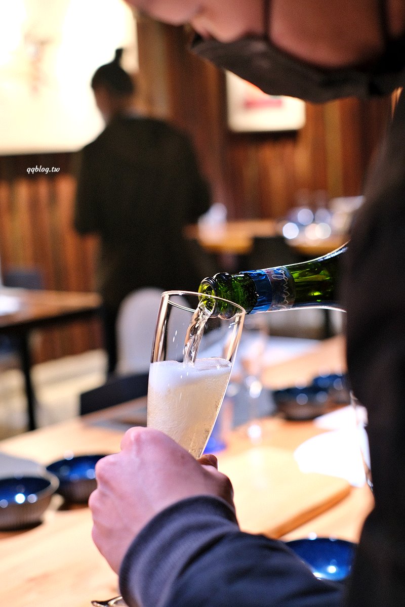 苗栗卓蘭︱寨酌然野奢庄園．苗栗五星級奢華露營區，Villa住宿享一泊二食，懶人露營超chill @QQ的懶骨頭