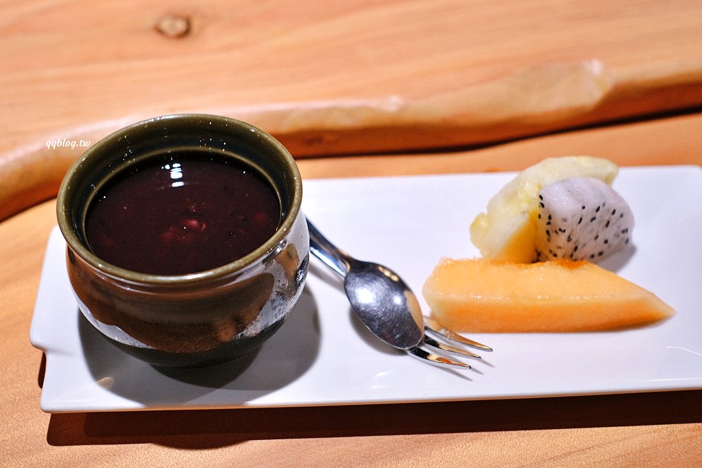 苗栗卓蘭︱寨酌然野奢庄園．苗栗五星級奢華露營區，Villa住宿享一泊二食，懶人露營超chill @QQ的懶骨頭