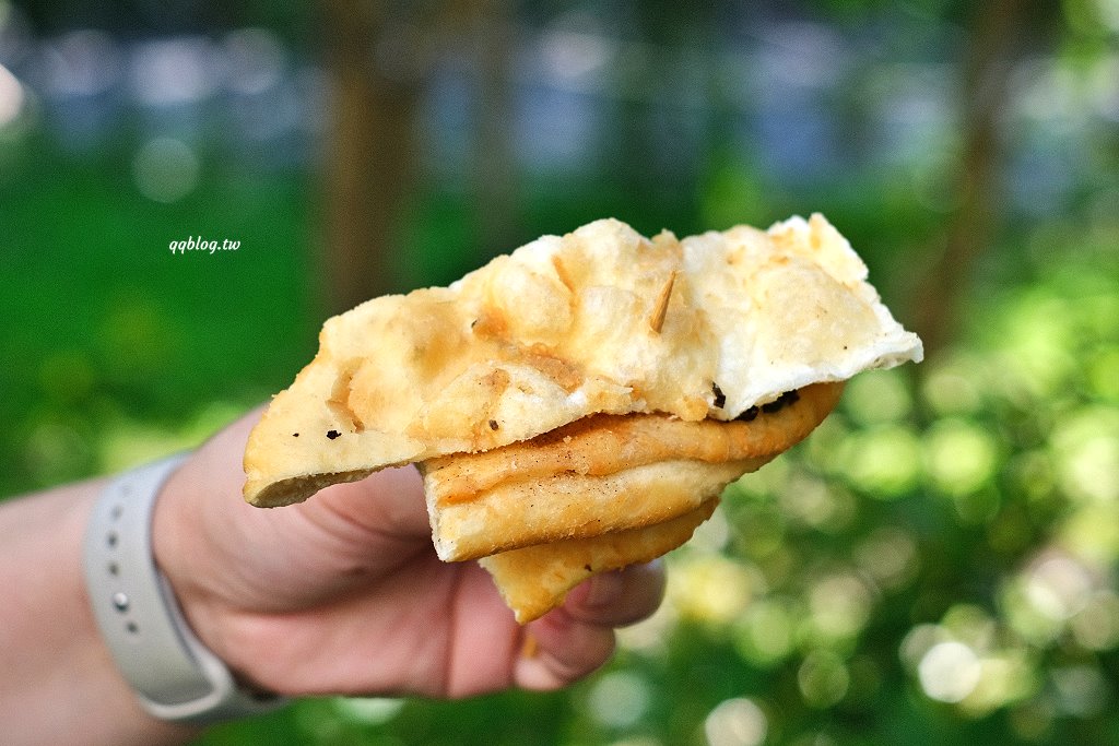 台中豐原︱詹記餡餅店．銅板價美食，四種口味各來一份也不傷荷包 @QQ的懶骨頭