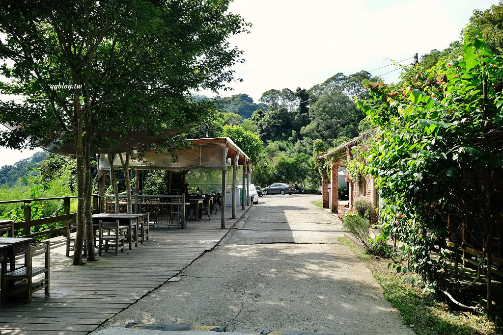 苗栗銅鑼︱哈比丘茶樹森林，超萌的水豚君和笑笑羊出沒，還有網美必拍高空盪鞦韆 @QQ的懶骨頭