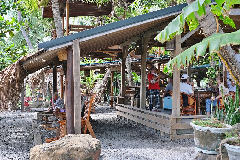 屏東潮州︱別有洞天咖啡館(品味軒休息站)，屏鵝公路上絕美海景咖啡館，天空之鏡、天堂階梯、網美鞦韆都好好拍 @QQ的懶骨頭