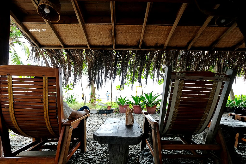 屏東潮州︱別有洞天咖啡館(品味軒休息站)，屏鵝公路上絕美海景咖啡館，天空之鏡、天堂階梯、網美鞦韆都好好拍 @QQ的懶骨頭