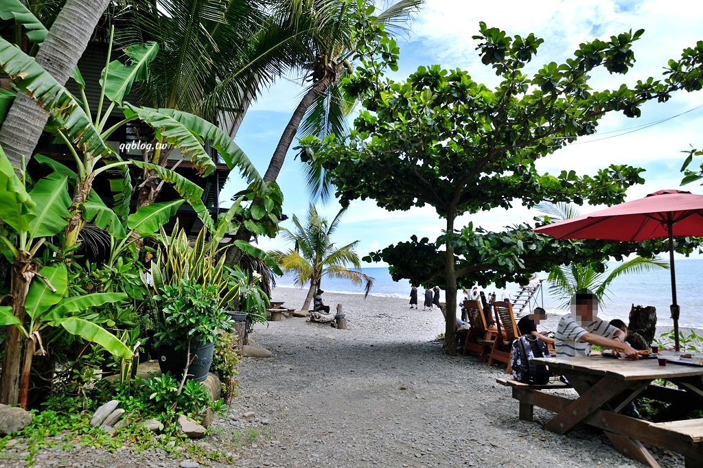 屏東潮州︱別有洞天咖啡館(品味軒休息站)，屏鵝公路上絕美海景咖啡館，天空之鏡、天堂階梯、網美鞦韆都好好拍 @QQ的懶骨頭