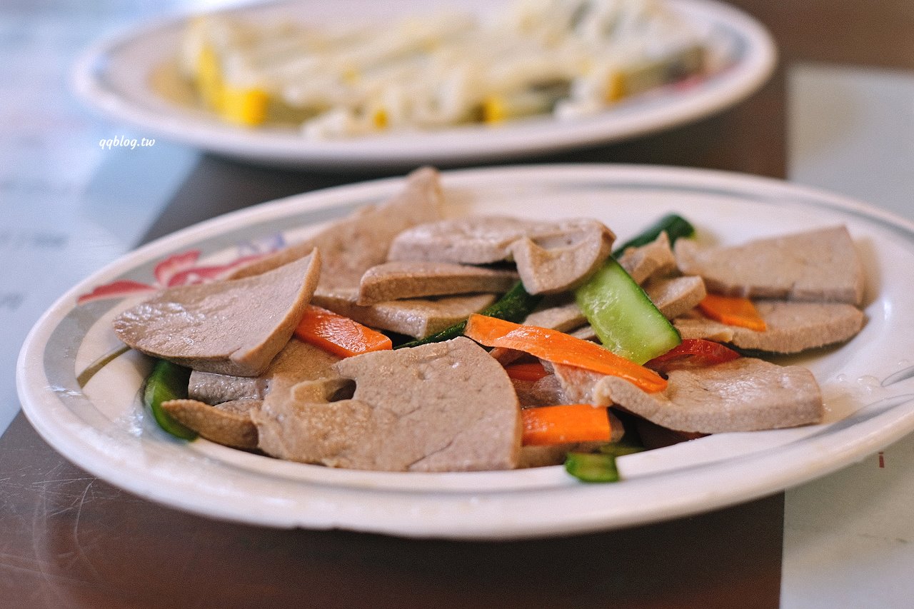 雲林斗六︱阿國獅魷魚嘴.營業超過70年的斗六名店,有停車場好停車 @QQ的懶骨頭 雲林斗六︱阿國獅魷魚嘴.營業超過70年的斗六名店,有停車場好停車 @QQ的懶骨頭