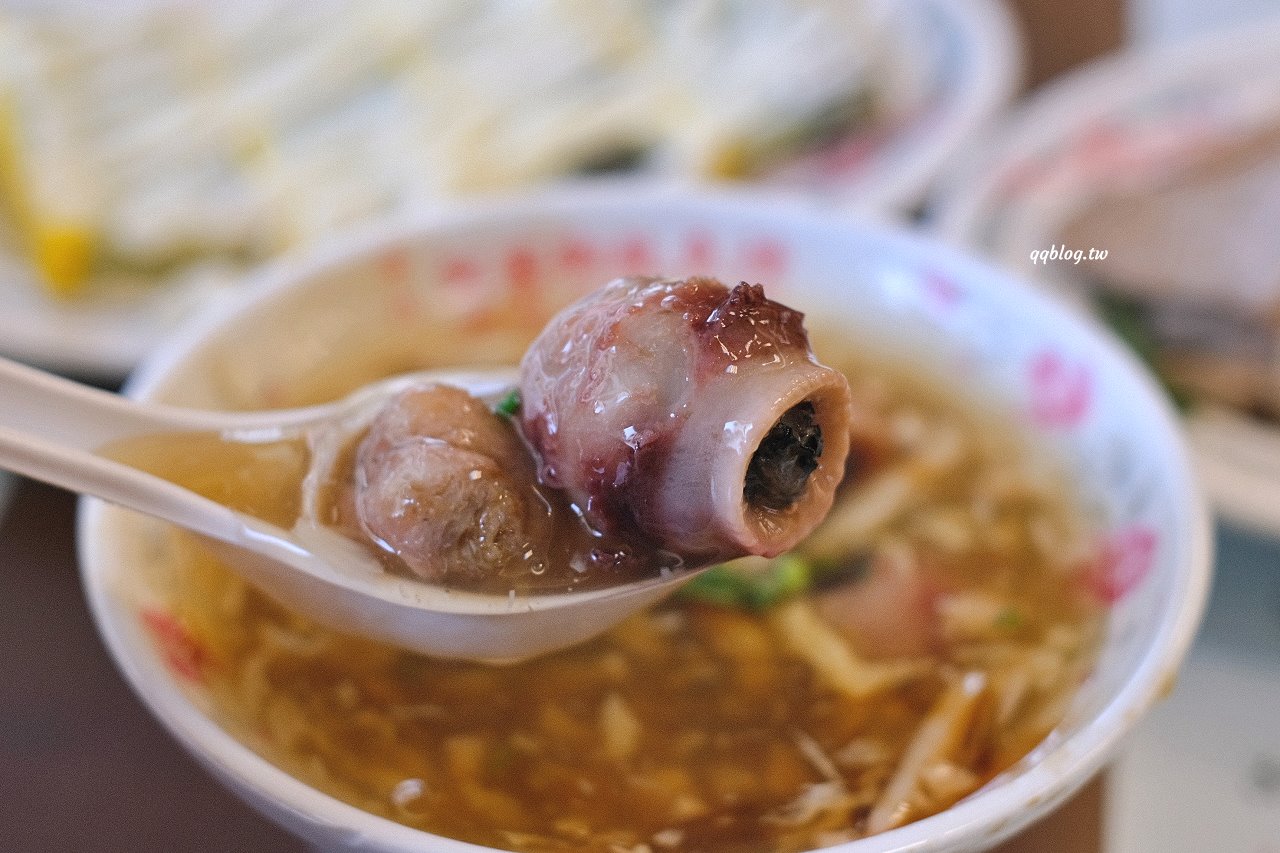 雲林斗六︱阿國獅魷魚嘴．營業超過70年的斗六名店，有停車場好停車 @QQ的懶骨頭