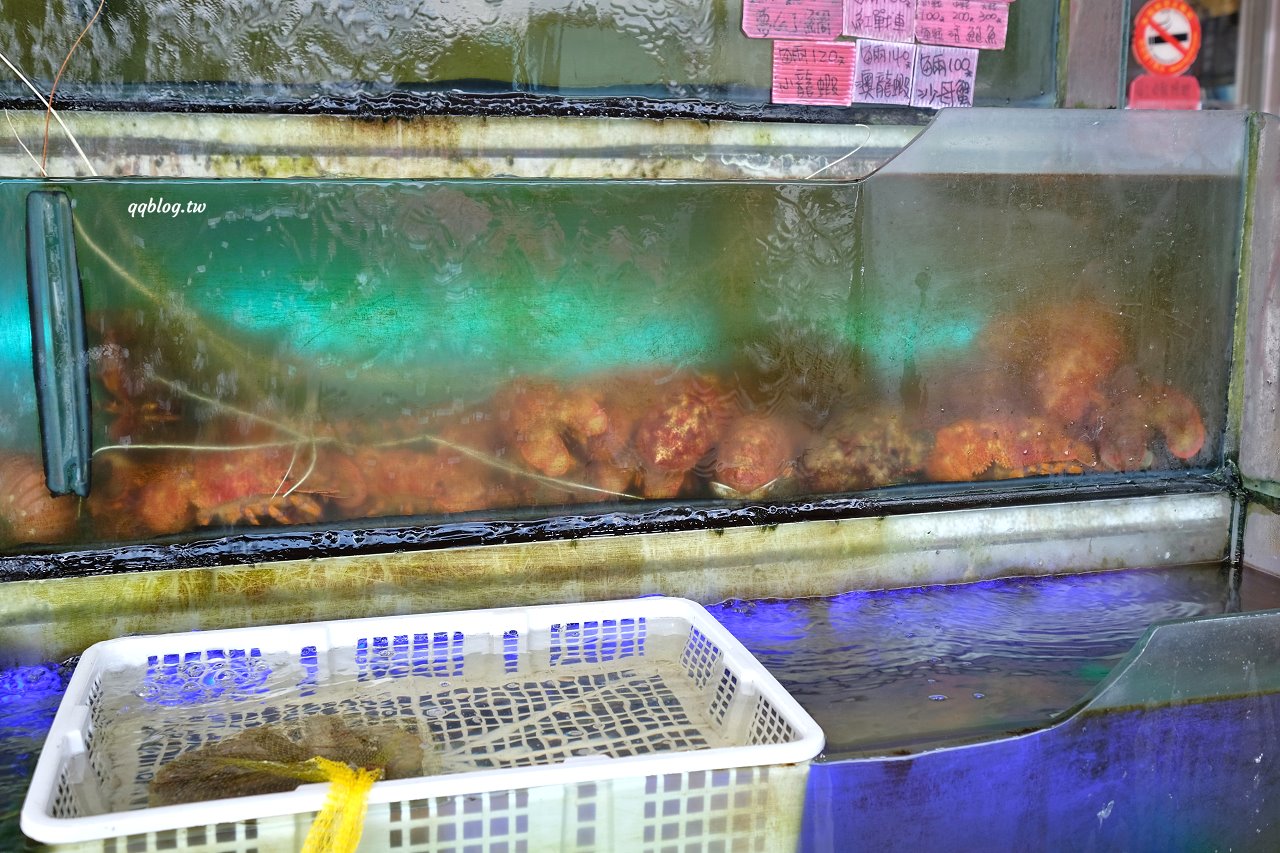 宜蘭蘇澳︱味珍活海鮮．點餐就送生魚片，白飯無限量供應 @QQ的懶骨頭
