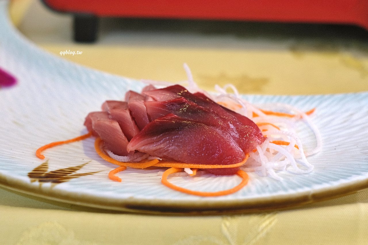 宜蘭蘇澳︱味珍活海鮮．點餐就送生魚片，白飯無限量供應 @QQ的懶骨頭