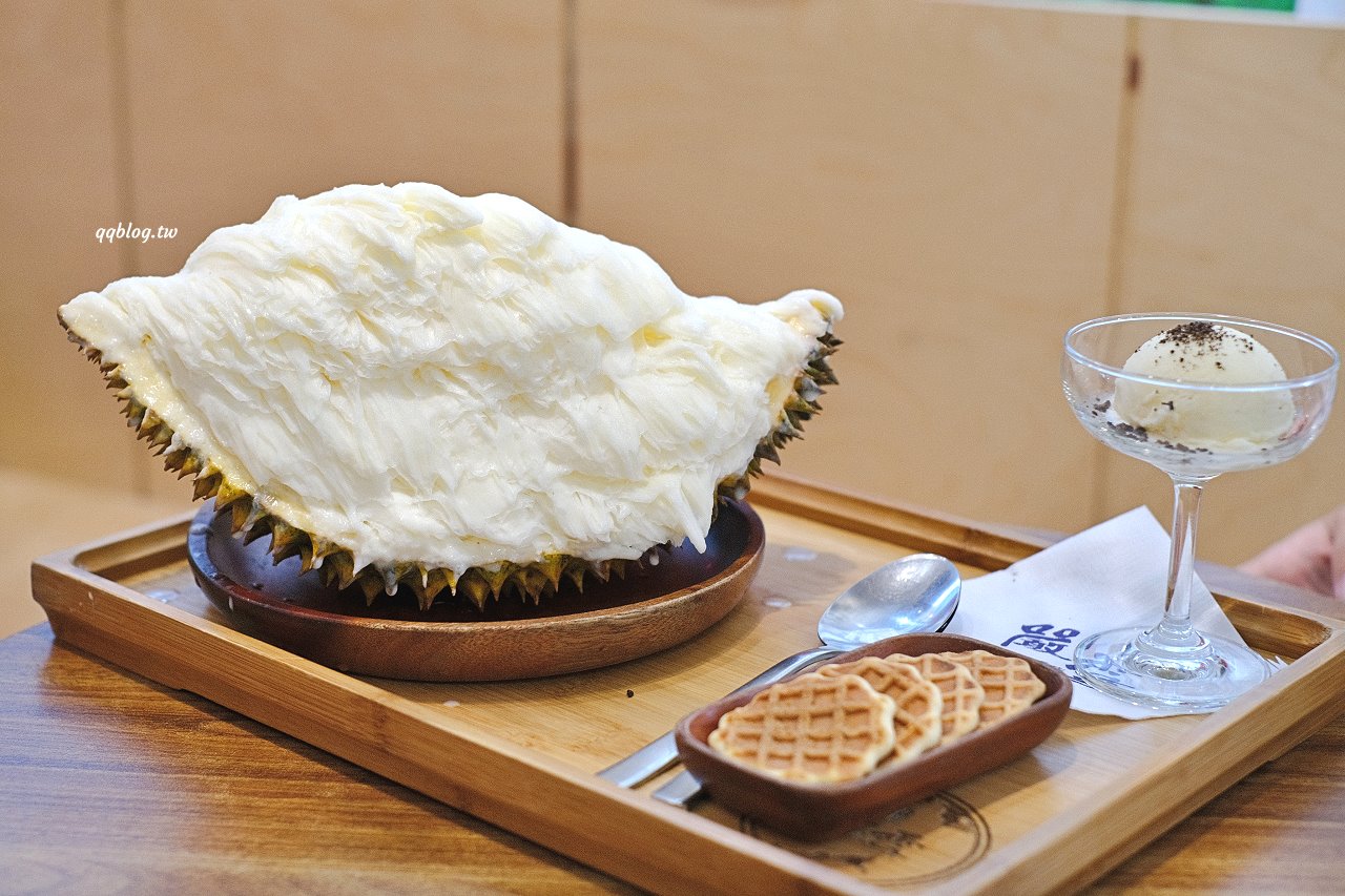 台中豐原︱嚴雪 雪花冰專賣店．爆濃榴槤雪花冰季節限定，錯過再等一年，敢吃榴槤的快來試試 @QQ的懶骨頭