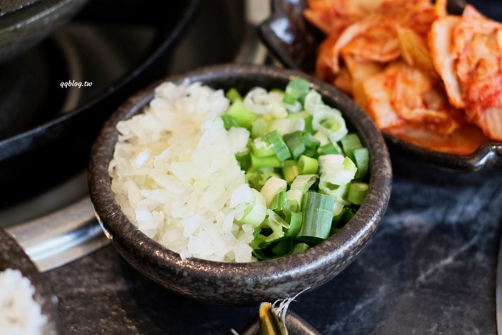 南投草屯︱唯真燒肉．稻田間，融合泰式元素的日式燒肉餐廳 @QQ的懶骨頭