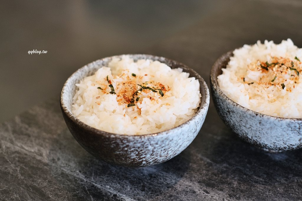 南投草屯︱唯真燒肉．稻田間，融合泰式元素的日式燒肉餐廳 @QQ的懶骨頭