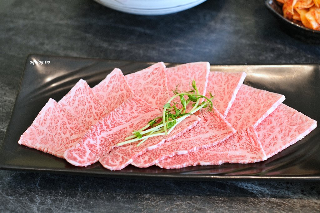 南投草屯︱唯真燒肉．稻田間，融合泰式元素的日式燒肉餐廳 @QQ的懶骨頭