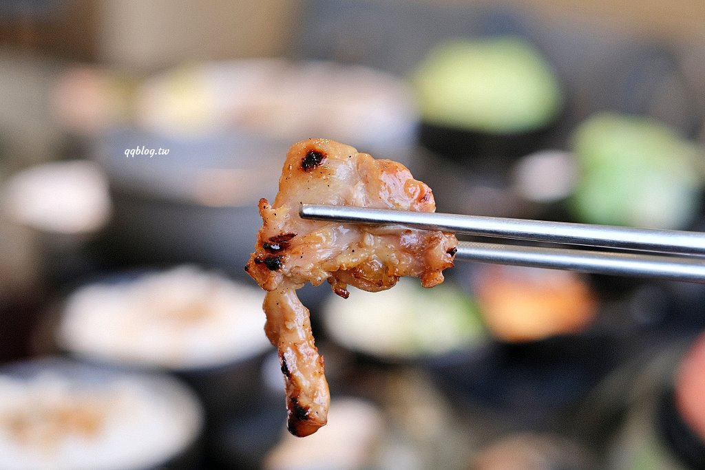 南投草屯︱唯真燒肉．稻田間，融合泰式元素的日式燒肉餐廳 @QQ的懶骨頭