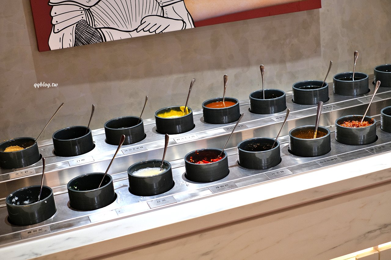 台中豐原︱嗑肉石鍋 豐原店．二代店新登場，蔬菜吧、飲料、冰淇淋、滷肉飯吃到飽，夜貓子吃鍋啦~ @QQ的懶骨頭