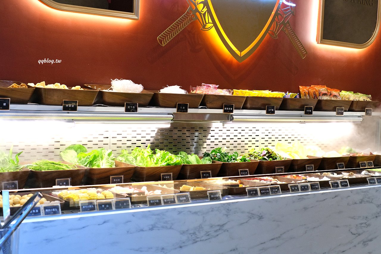 台中豐原︱嗑肉石鍋 豐原店．二代店新登場，蔬菜吧、飲料、冰淇淋、滷肉飯吃到飽，夜貓子吃鍋啦~ @QQ的懶骨頭