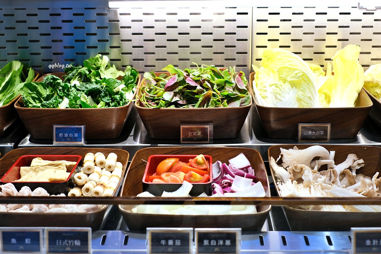 台中豐原︱嗑肉石鍋 豐原店．二代店新登場，蔬菜吧、飲料、冰淇淋、滷肉飯吃到飽，夜貓子吃鍋啦~ @QQ的懶骨頭