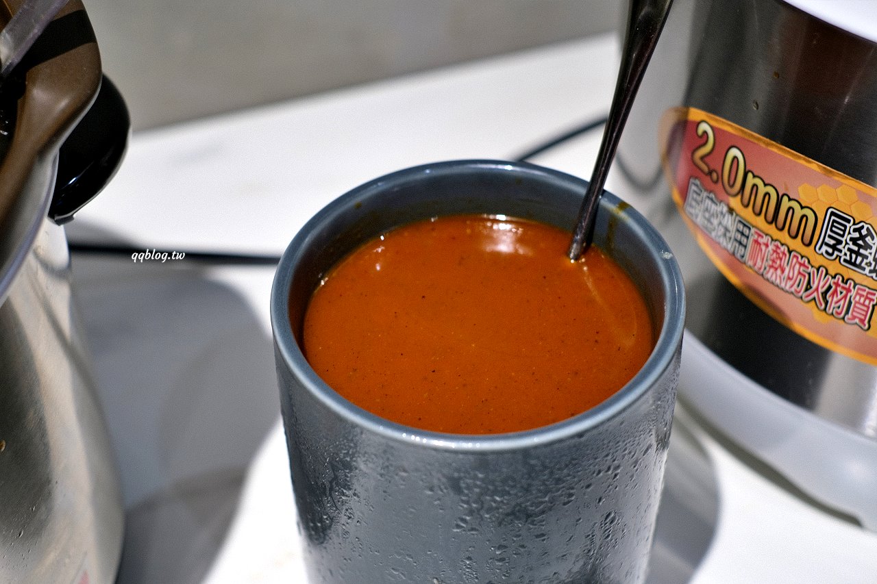 台中豐原︱嗑肉石鍋 豐原店．二代店新登場，蔬菜吧、飲料、冰淇淋、滷肉飯吃到飽，夜貓子吃鍋啦~ @QQ的懶骨頭