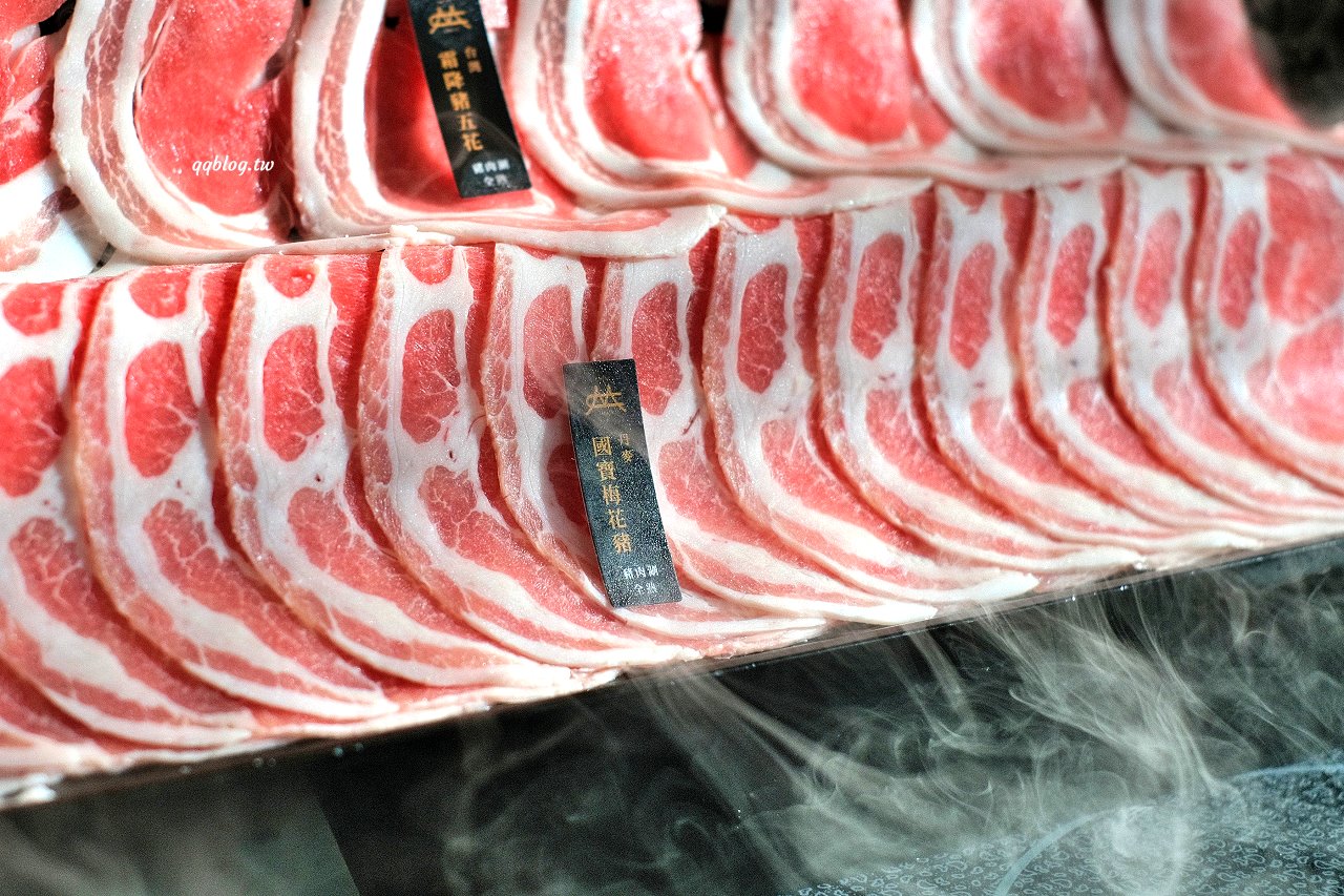 台中豐原︱嗑肉石鍋 豐原店．二代店新登場，蔬菜吧、飲料、冰淇淋、滷肉飯吃到飽，夜貓子吃鍋啦~ @QQ的懶骨頭