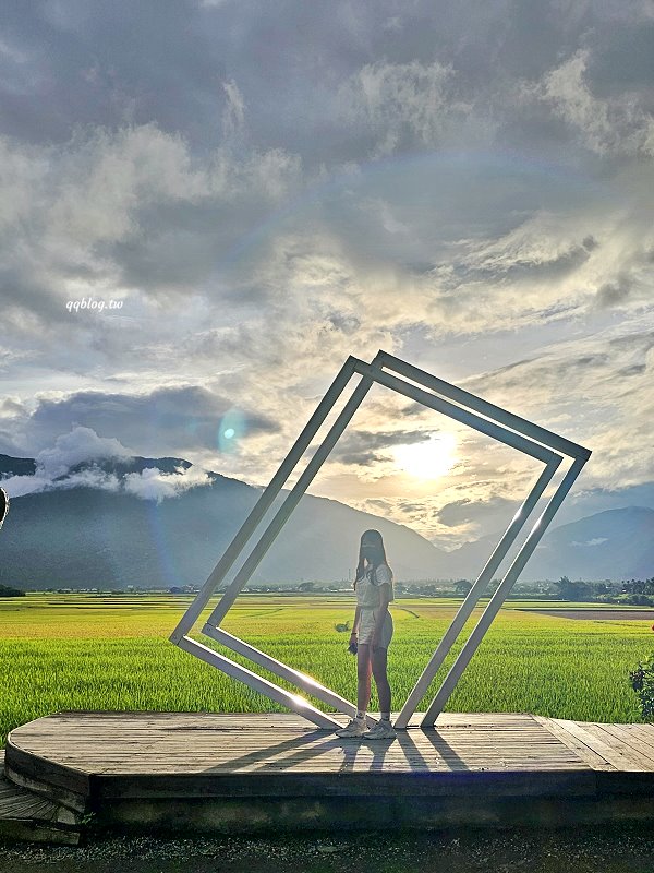 台東池上︱伯朗大道，筆直的伯朗大道、蜿蜒的天堂路和畫框，美景盡收眼底 @QQ的懶骨頭