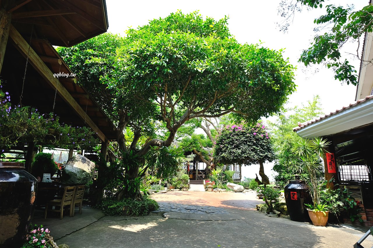 台中石岡︱仙塘跡農園餐廳．半山腰上的景觀農家餐廳，燜鴨、香煎豬肝招牌必點，品嚐客家菜的古早味料理 @QQ的懶骨頭