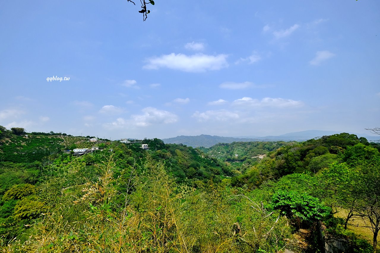 台中石岡︱仙塘跡農園餐廳．半山腰上的景觀農家餐廳，燜鴨、香煎豬肝招牌必點，品嚐客家菜的古早味料理 @QQ的懶骨頭