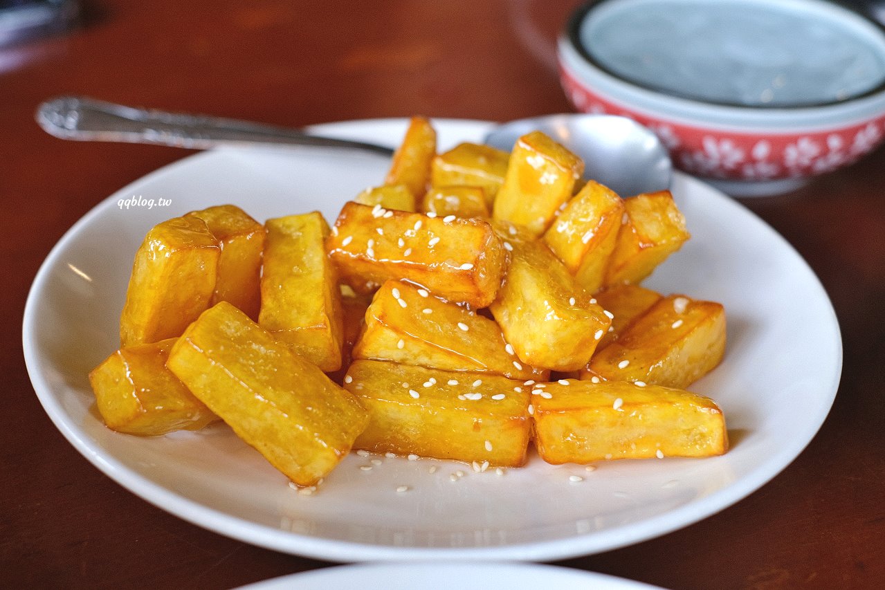 台中石岡︱仙塘跡農園餐廳．半山腰上的景觀農家餐廳，燜鴨、香煎豬肝招牌必點，品嚐客家菜的古早味料理 @QQ的懶骨頭