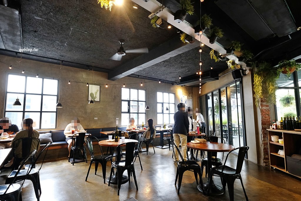 台中西區︱hecho 做咖啡 二店．勤美商圈巷弄內有質感餐館，餐點有水準好吃 @QQ的懶骨頭