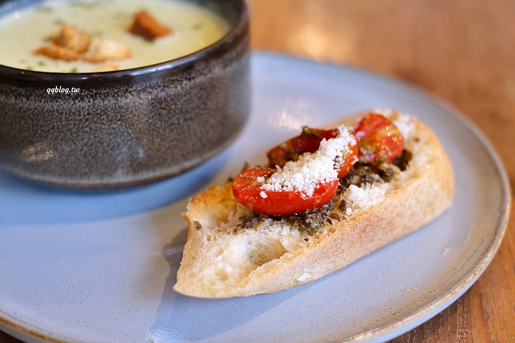 台中西區︱hecho 做咖啡 二店．勤美商圈巷弄內有質感餐館，餐點有水準好吃 @QQ的懶骨頭