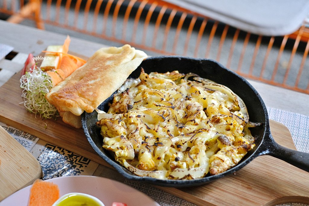 台東關山︱奧維小鎮 吃。住。好生活．關山小鎮裡的老宅咖啡甜點，享受了一個美好的午后時光 @QQ的懶骨頭