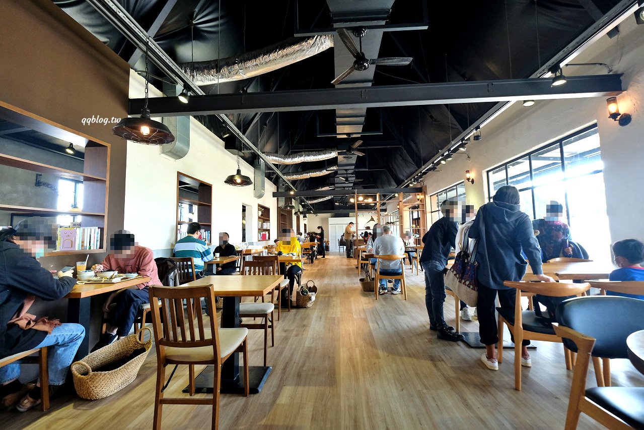 宜蘭礁溪︱里海咖啡．不只是咖啡館，提供現流海鮮的美味餐廳，附停車場好停車 @QQ的懶骨頭