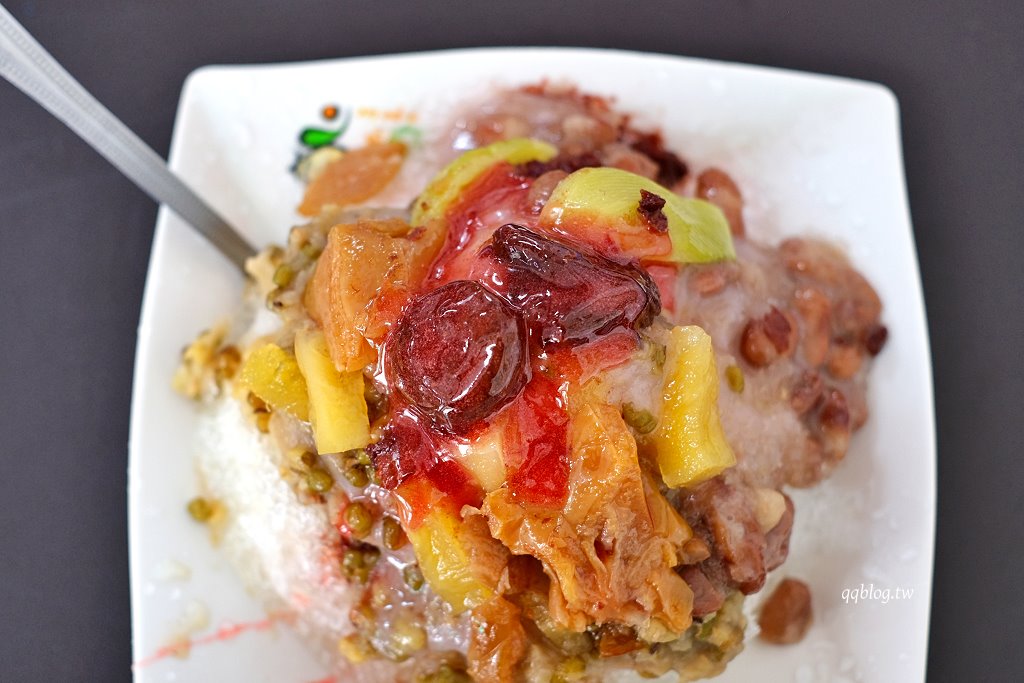 高雄鹽埕︱高雄阿婆仔冰．傳承至第四代近百年歷史的在地傳統冰店 @QQ的懶骨頭