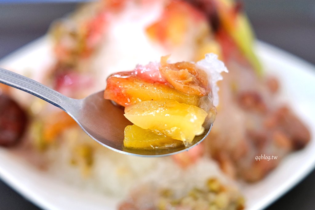 高雄鹽埕︱高雄阿婆仔冰．傳承至第四代近百年歷史的在地傳統冰店 @QQ的懶骨頭