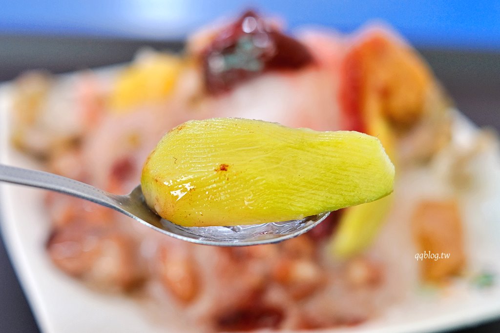 高雄鹽埕︱高雄阿婆仔冰．傳承至第四代近百年歷史的在地傳統冰店 @QQ的懶骨頭